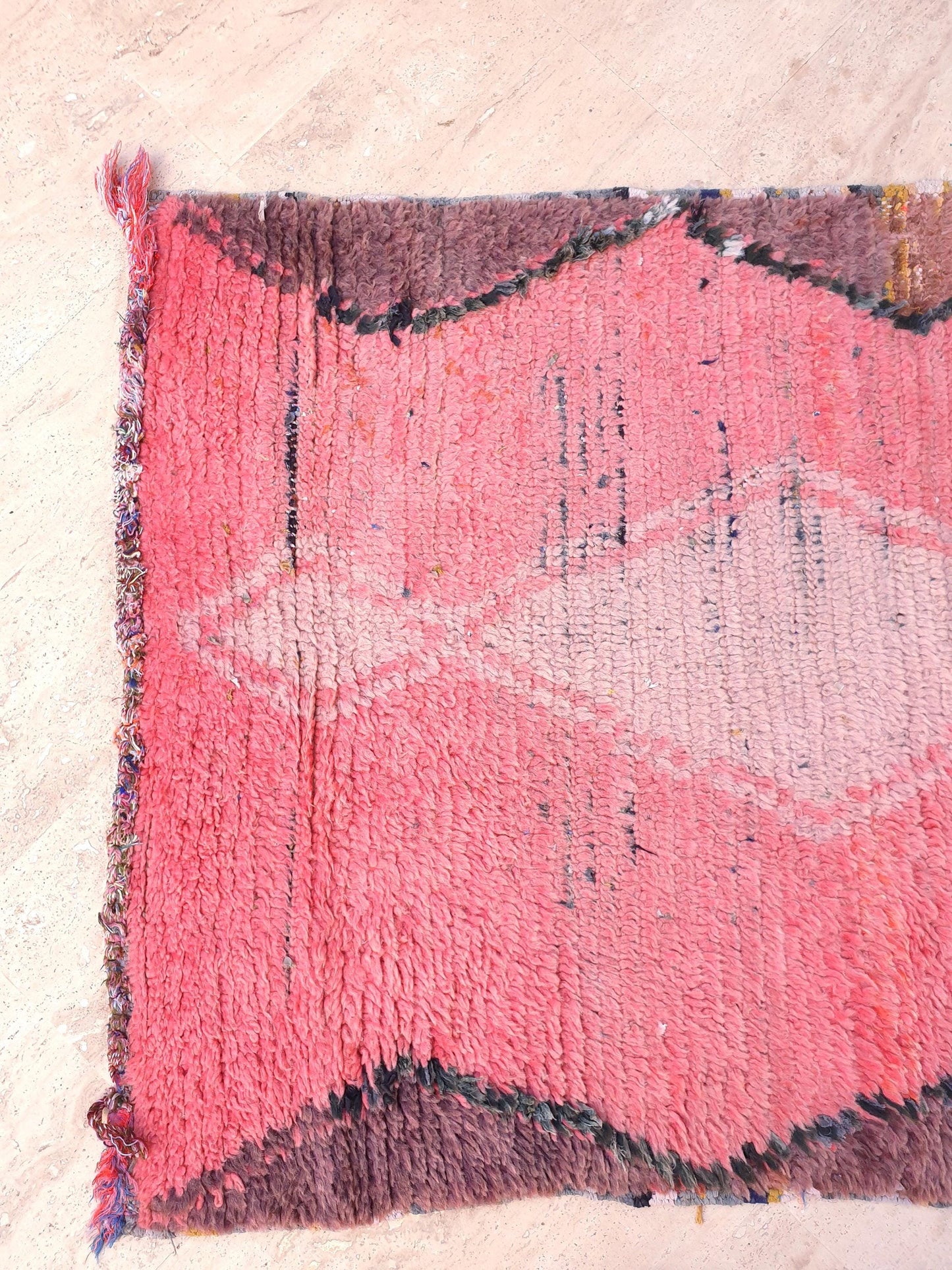 50% OFF CLOSING SALE Vintage Moroccan Rug 2.8x9.2 Gorgeous Blush Boujaad rug, Solid Peach rug, unique blush rug, bedroom beni ourain rug