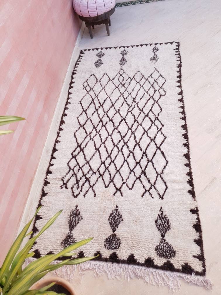 50% OFF CLOSING SALE Vintage Moroccan rug 4.1x8.5 Azilal rug | Precious Vintage berber wool rug | Handmade carpet