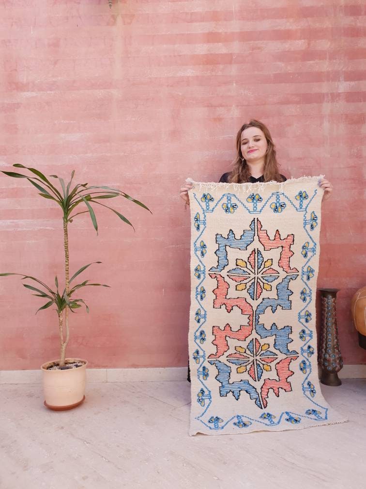 Moroccan rug - 2.5x5 Soft Embroidery Style Woven Throw, Berber Rug bedroom rug hallway rug living room rug bedside rug accent rug boho rug
