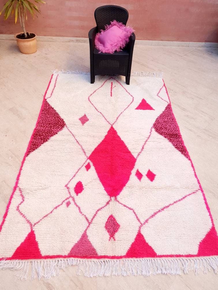 50% CLEARANCE SALE Fine Moroccan Rug 5.5x8.5 Super Pretty Soft Azilal Rug By Me, nursery rug Fushia Hot pink Rug bedroom beni ourain rug