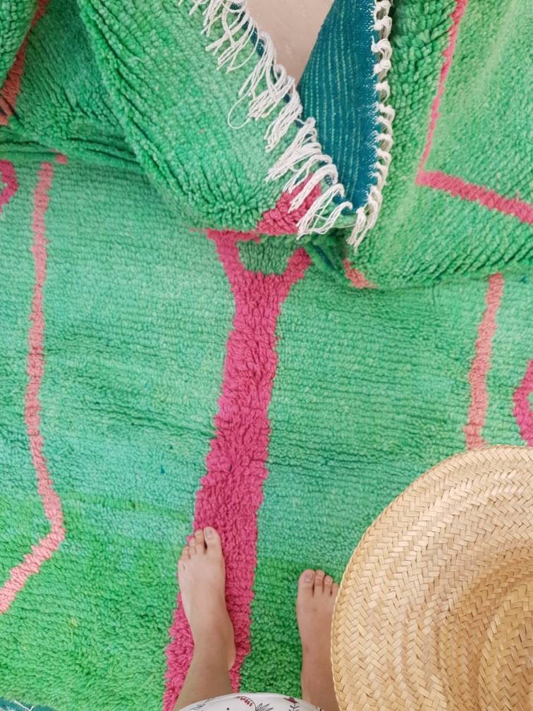 Stunning Green Pink Moroccan Rug 5x8.5 Beni ourain rug fushia rug, Azilal Rug, bedroom rug nursery rug living room rug ZAYA144