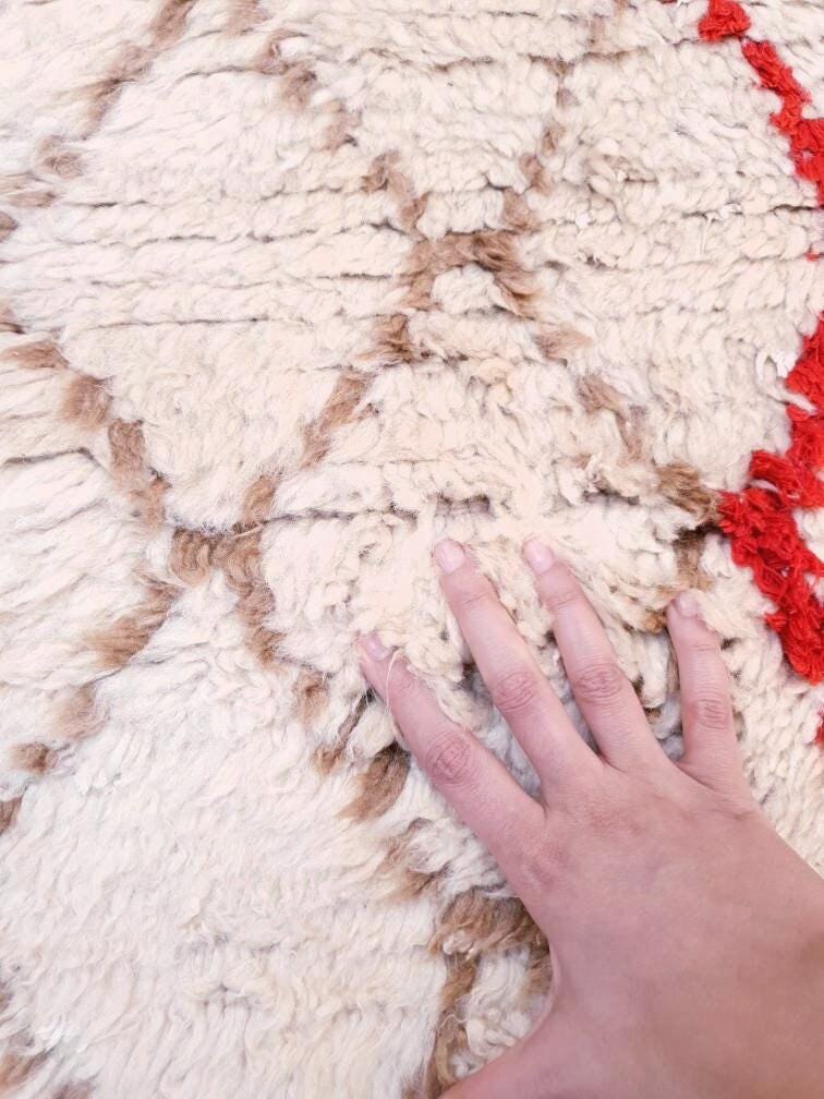 Vintage Moroccan rug 2.7x5.6 offwhite Beige brown rug | Unique Authentic vintage azilal rug boujaad rug | entryway berber rug