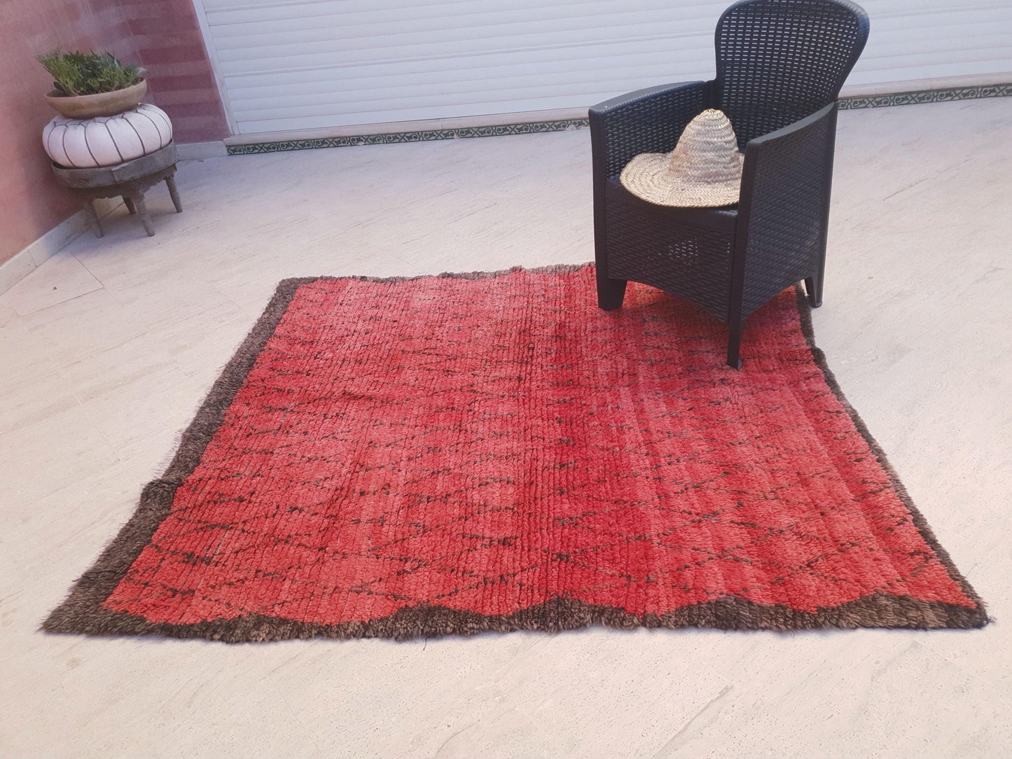 Vintage Moroccan Rug 5.3x6 Gorgeous Blush red Boujaad rug, muted red squarish rug, bedroom beni ourain rug checkered geometric rug
