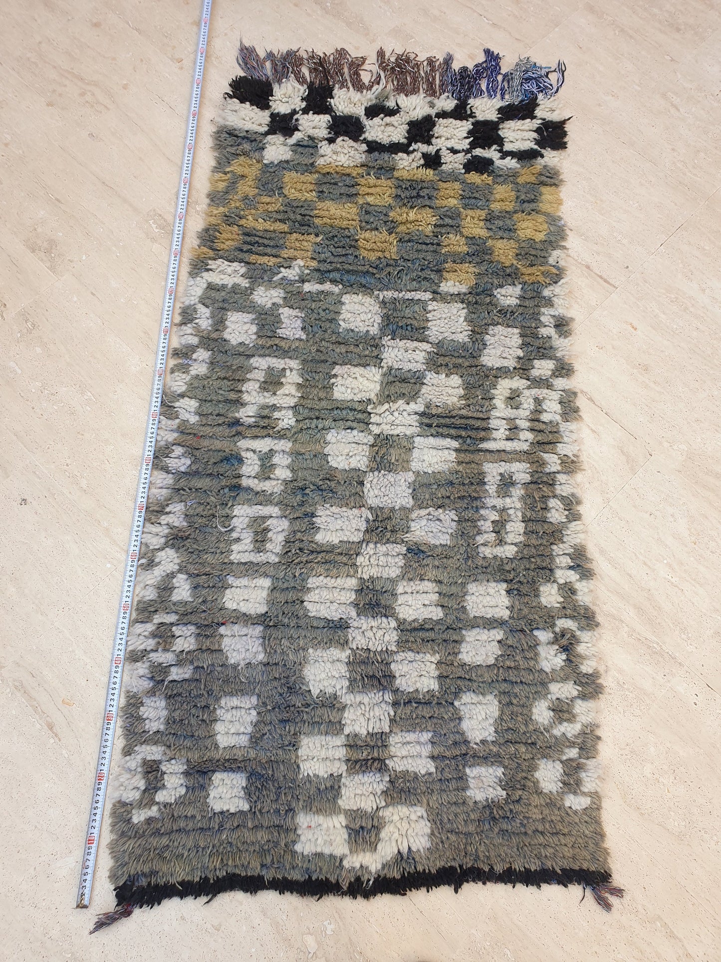 50% OFF CLEARANCE SALE Vintage Moroccan Rug 2.7x6 gray runner rug, grey boujaad accent rug bedroom rug living room rug boucherouite rug