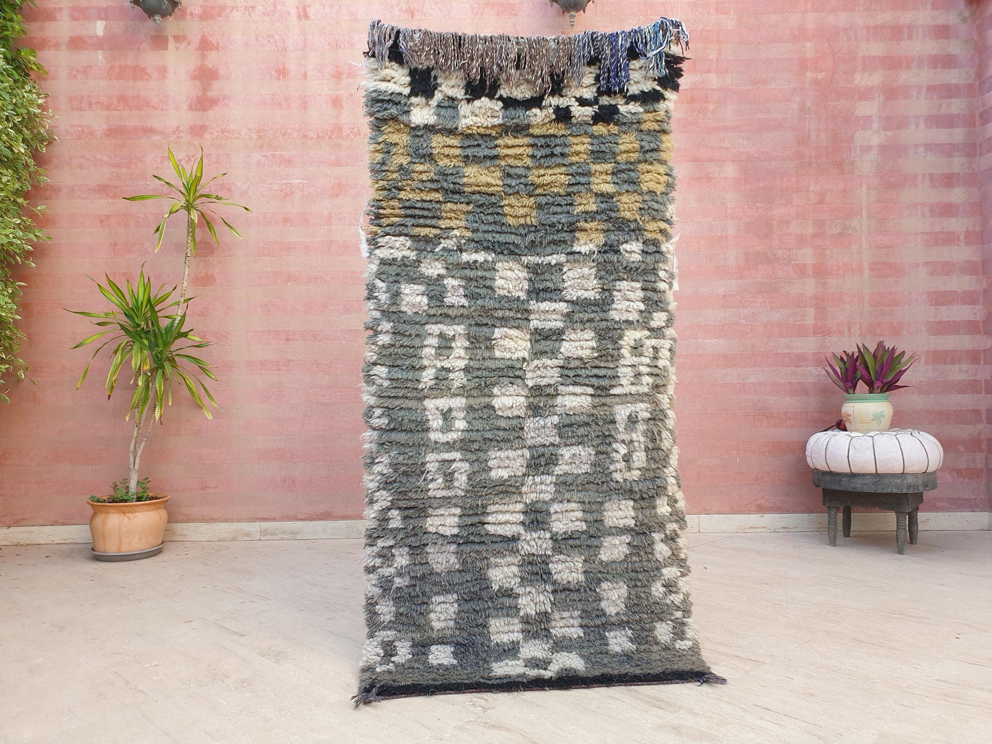 50% OFF CLEARANCE SALE Vintage Moroccan Rug 2.7x6 gray runner rug, grey boujaad accent rug bedroom rug living room rug boucherouite rug
