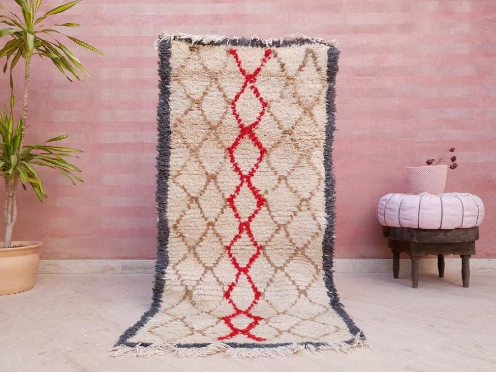 Vintage Moroccan rug 2.7x5.6 offwhite Beige brown rug | Unique Authentic vintage azilal  rug boujaad rug | entryway berber rug