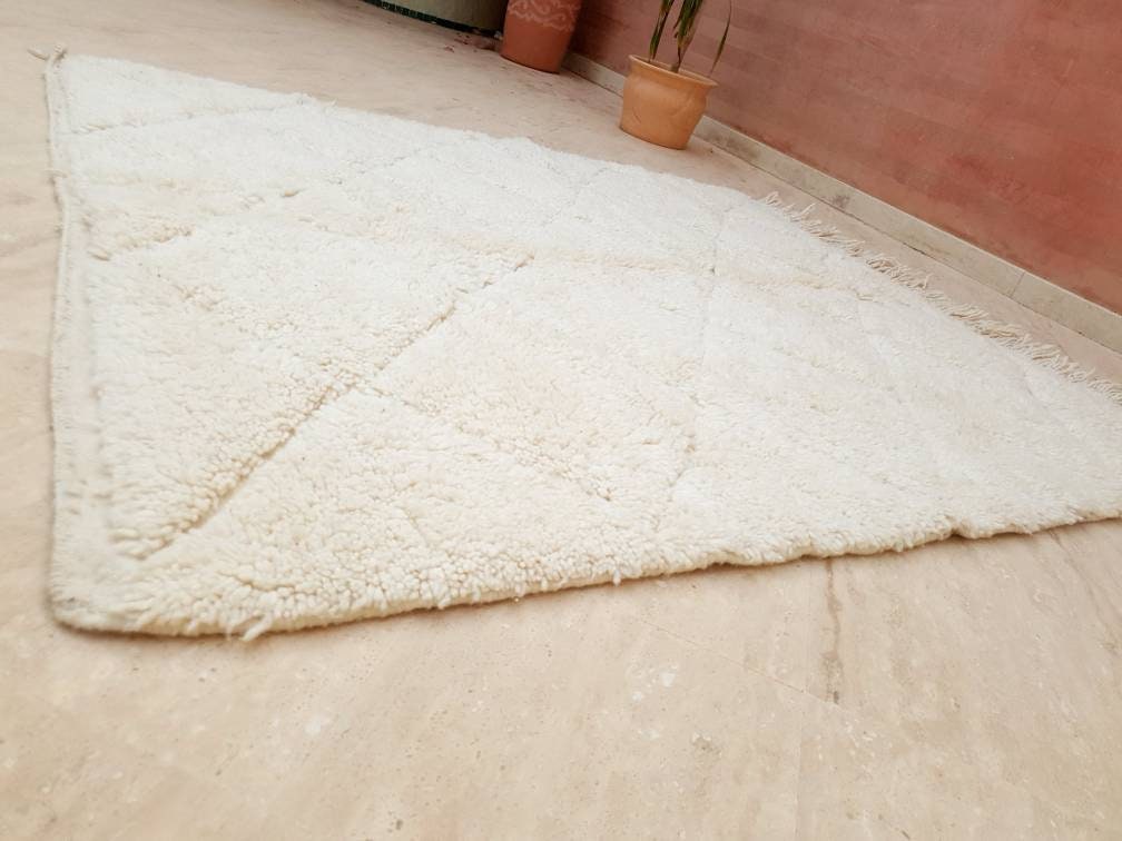 Thick Moroccan Rug 5.3x6.1 Genuine Beni Ouarain rug, Perfect Living Room, Bedroom or Nursery Rug
