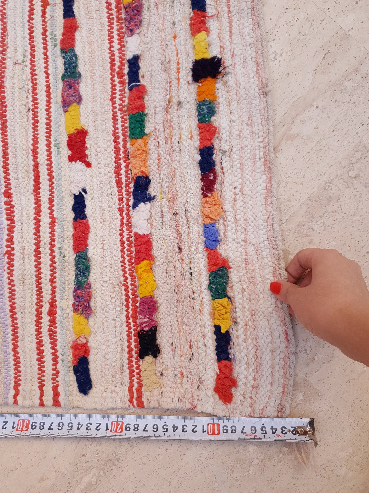 Beautiful vintage moroccan kilim rug 4.3x7 Unique berber offwhite rug, embroidery like woven wool flatwoven rug