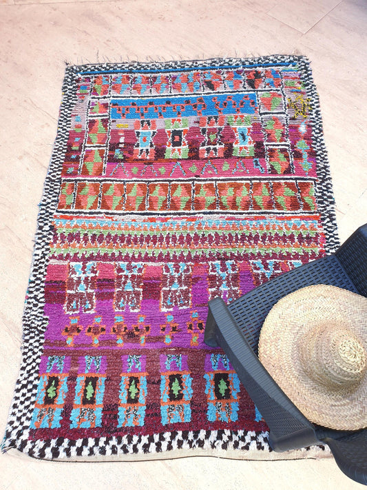 50% OFF CLOSING SALE Stunning Vintage Moroccan rug 4.9x7.1 Stunning Artistic Boucherouite rug, Unique Tribal Berber Rug, Fabric Colorful rug