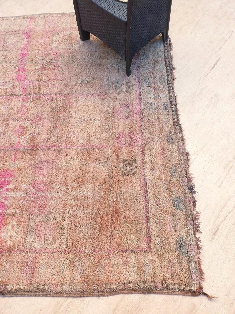 Precious Vintage Moroccan Rug | 6.9x9 Beige Pink Boujaad tribal rug | Unique Boujad Rug |   Beni Mguild Rug