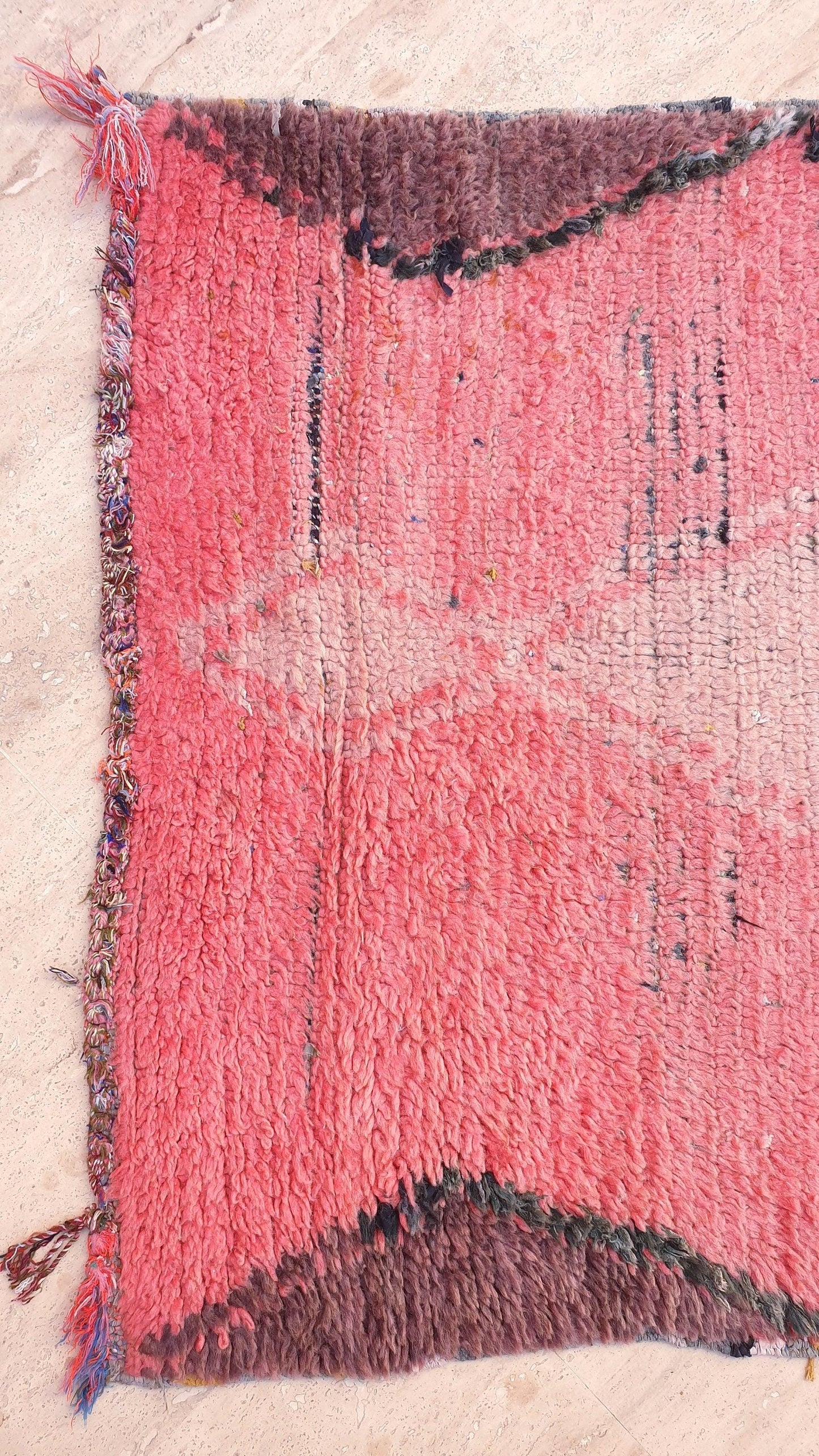 50% OFF CLOSING SALE Vintage Moroccan Rug 2.8x9.2 Gorgeous Blush Boujaad rug, Solid Peach rug, unique blush rug, bedroom beni ourain rug