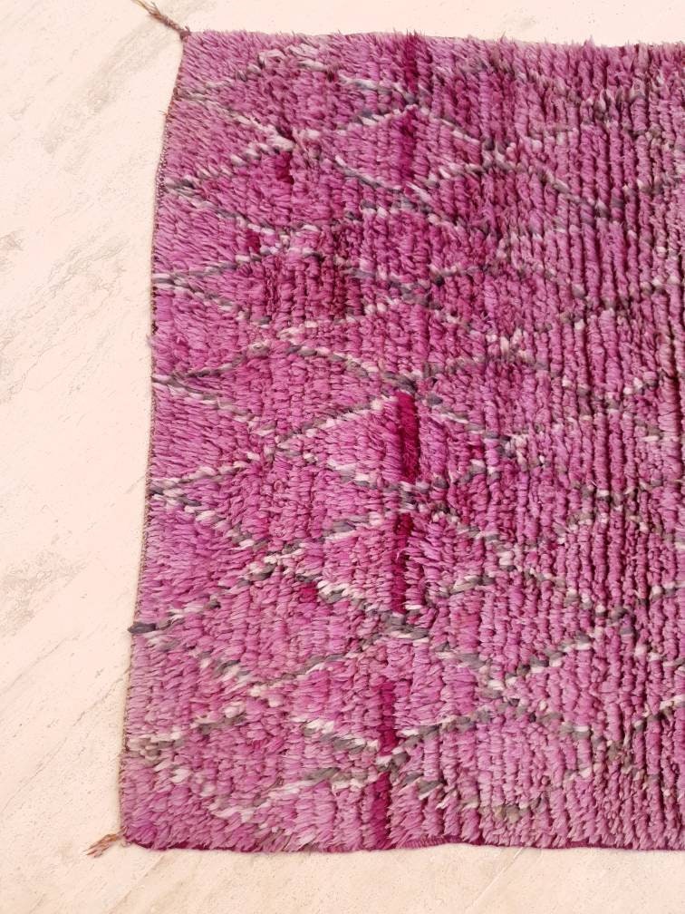 50% OFF CLOSING SALE Vintage Moroccan Rug 3.5x6.2 Gorgeous Purple Boujaad rug, Tribal rug, Unique rug,  purple wool rug boujaad Wool rug
