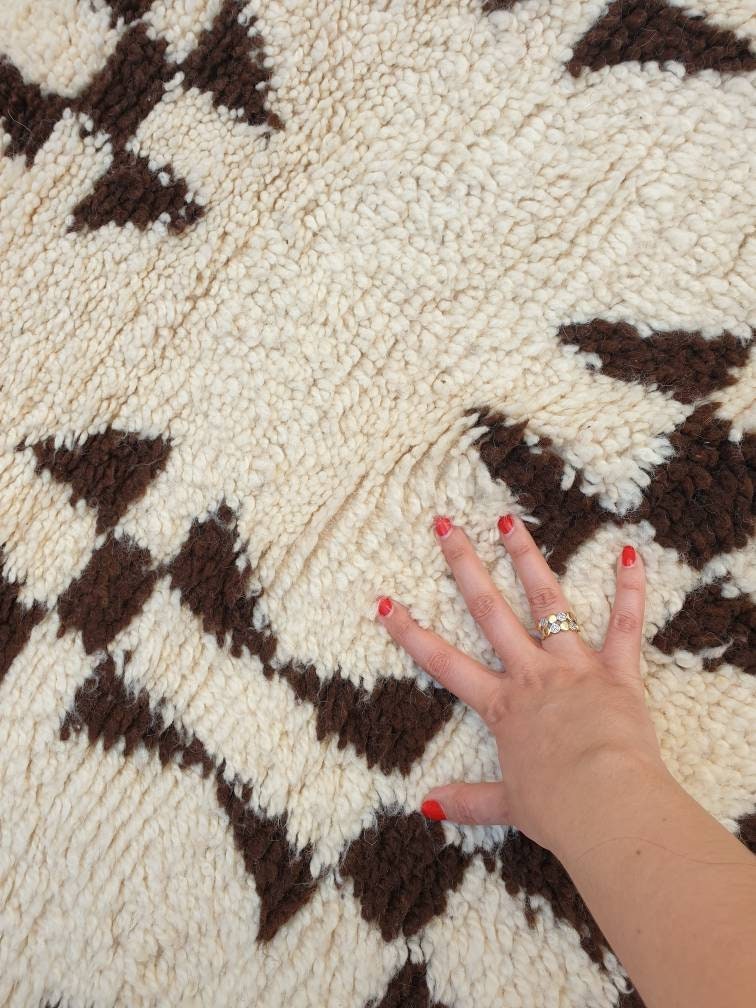 Vintage Moroccan Rug | 5.8x8.8 Stunning Authentic Vintage Beni Ourain Rug | Offwhite Cream Brown Unique Berber rug