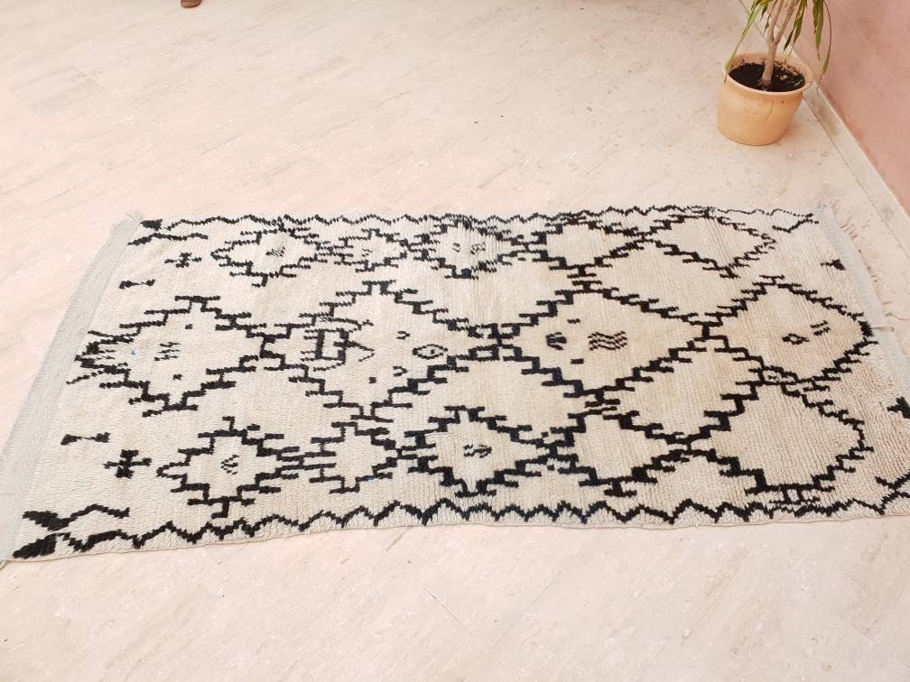 50% OFF CLEARANCE SALE Vintage Moroccan rug 4x8.5 berber Azilal rug bedroom rug living room rug geometric boujaad rug, handmade antique rug