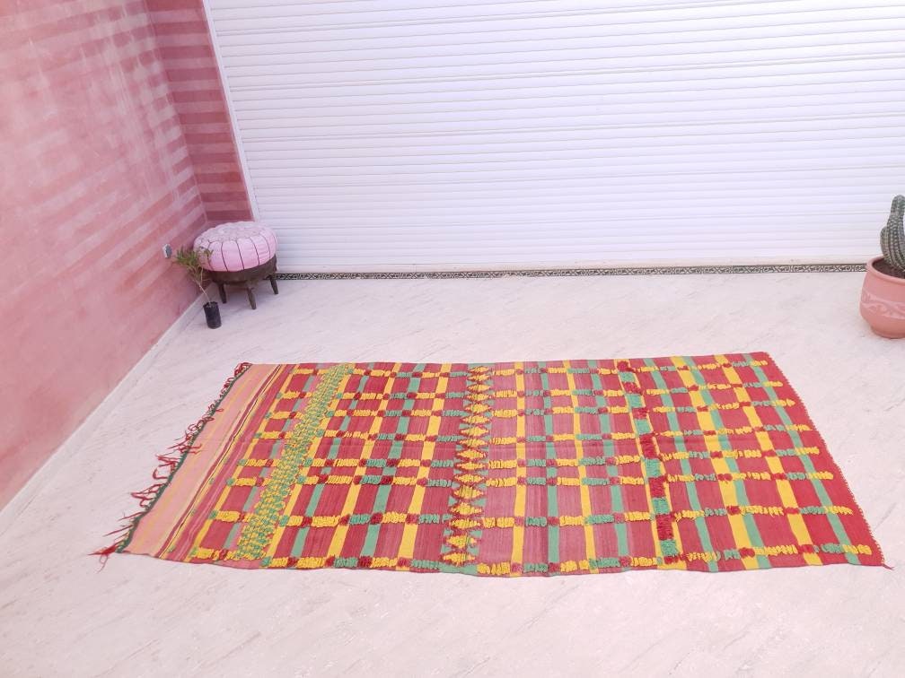 Vintage Moroccan Rug, kilim Rug, beautiful Unique muted morrocan rug Green Yellow Muted Red woven wool flatweave rug boujaad rug bedroom rug