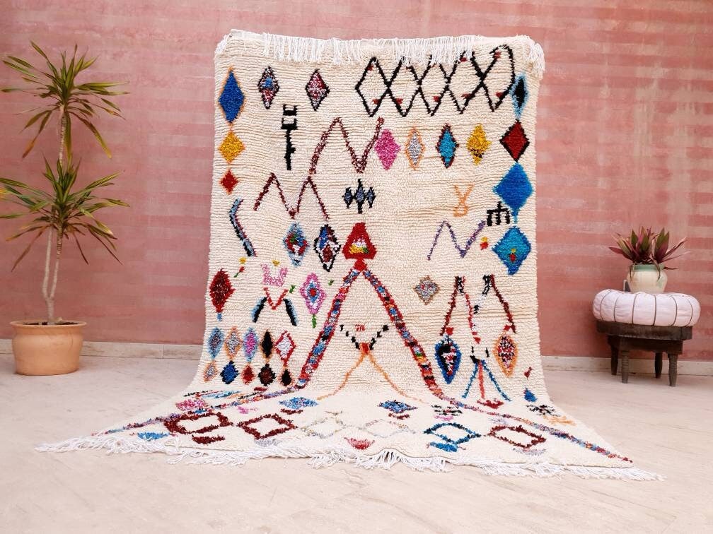 Fine Moroccan Rug 5.3x8.6 Azilal Rug "Lady in Red" Super Pretty Berber rug, Authentic Wool High Atlas Morocco rug, bedroom  nursery rug