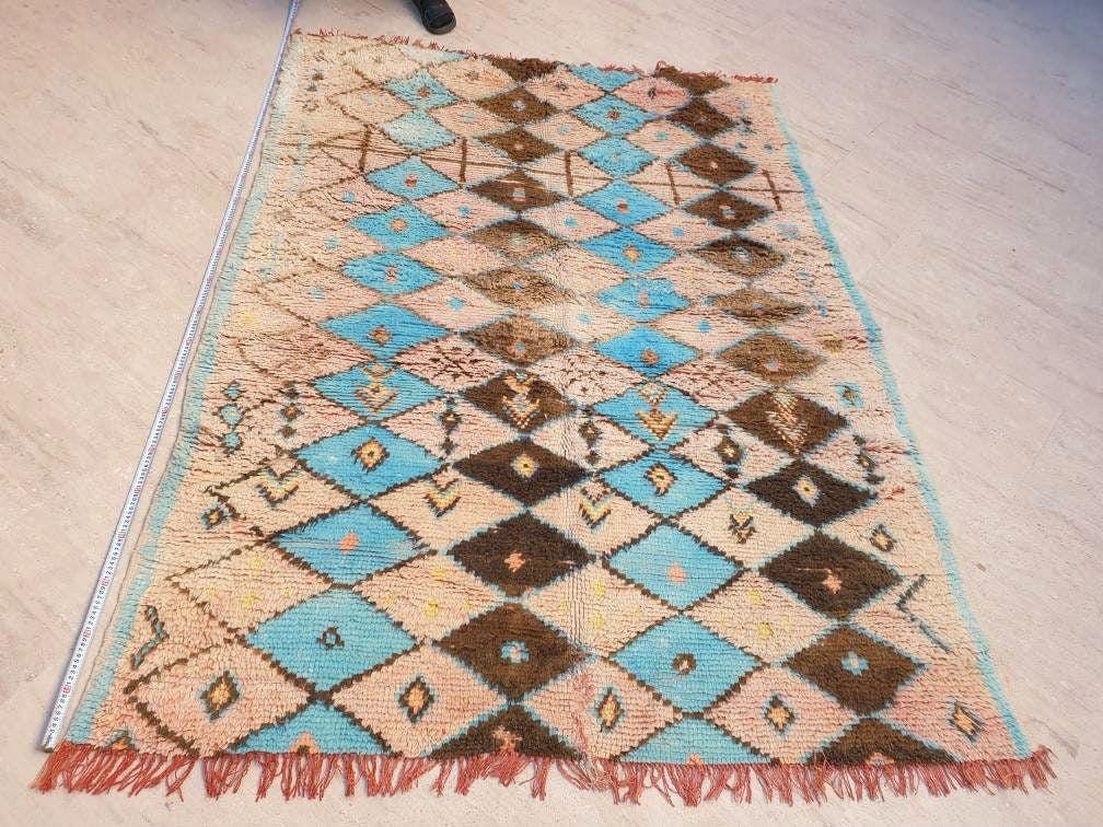 50% OFF CLOSING SALE Vintage Moroccan Rug 5.6x7.5 Stunning Blush Peach Blue Boujaad rug Geometric boujad rug, Moroccan rug | Pastels carpet