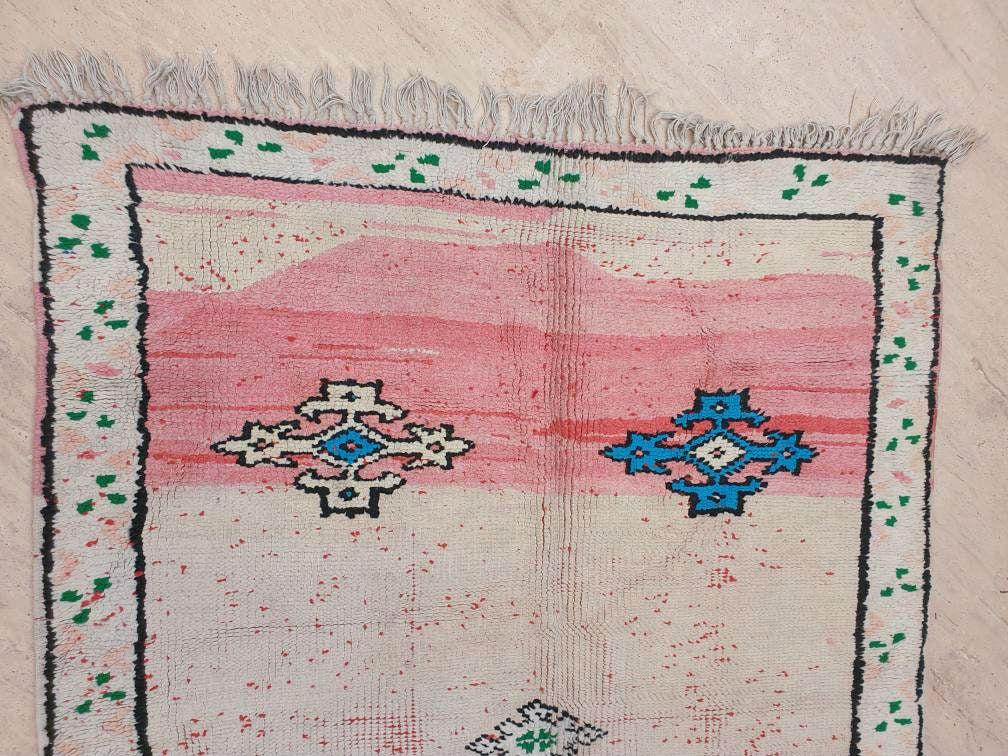 Vintage Moroccan Rug 4.6x10 Stunning pink White Boujaad Rug, unique tribal morocco rug, large boujad rug