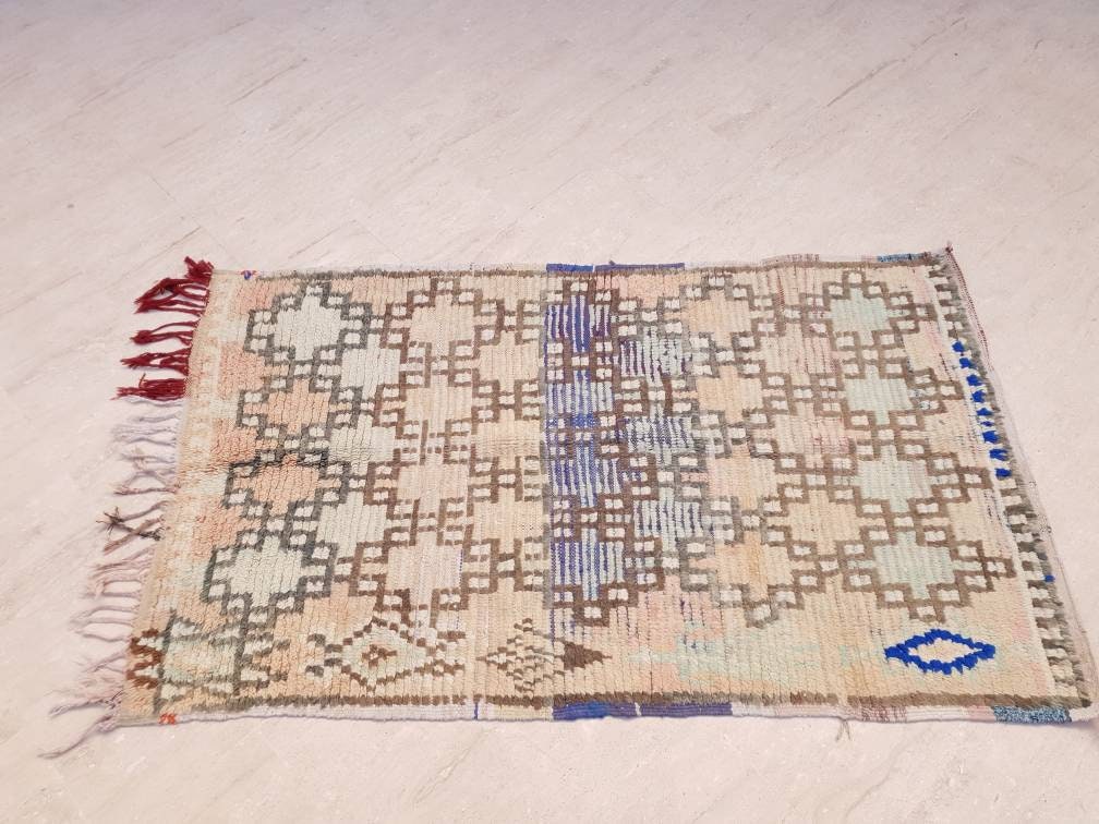50% OFF CLOSING SALE Vintage Moroccan Rug 3.6x6 Stunning Antique Geometric rug, blush pastels boujaad berber rug, artistic rug bedroom rug