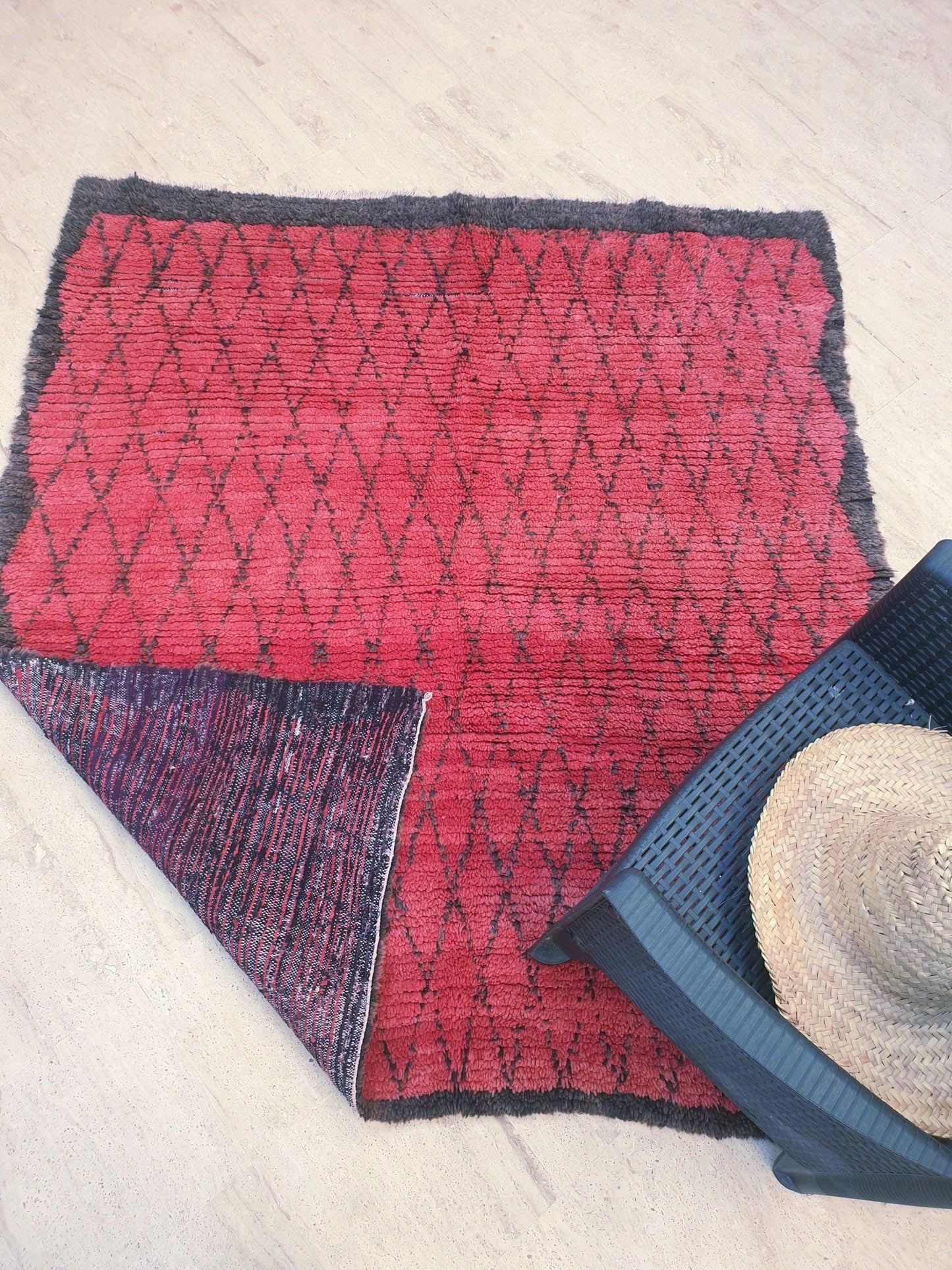 Vintage Moroccan Rug 5.3x6 Gorgeous Blush red Boujaad rug, muted red squarish rug, bedroom beni ourain rug checkered geometric rug