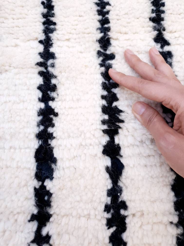 Beni Ourain rug 5x5.9 moroccan rug, soft wool rug, bedroom rug, living room rug, nursery rug, berber wool rug, morrocan bedside rug