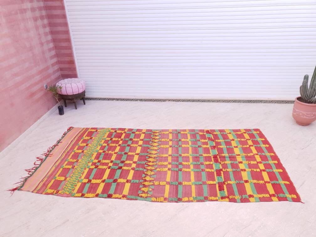 Vintage Moroccan Rug, kilim Rug, beautiful Unique muted morrocan rug Green Yellow Muted Red woven wool flatweave rug boujaad rug bedroom rug
