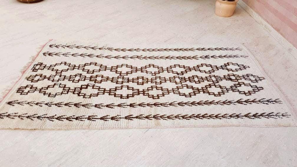 50% OFF Vintage Moroccan rug, Azilal rug, Precious midcentury berber morrocan rug bedroom rug living room rug boho rug boujaad rug