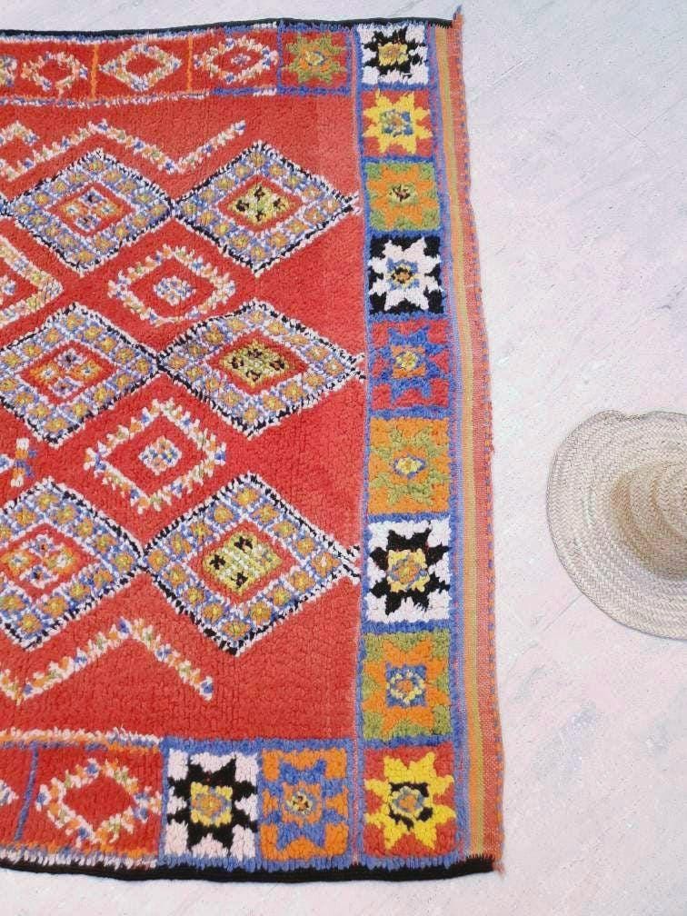 Stunning Vintage Moroccan rug, 5.7x9.2 red Boujaad rug blush warm tones bedroom living room rug boho rug berber ru