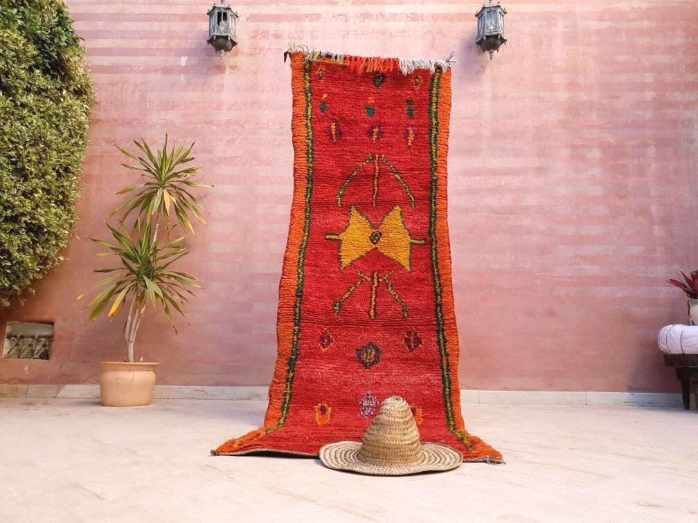 Vintage Moroccan Rug 2.6x8 Gorgeous Abstract Runner Rug, Unique Red Berber boujaad rug bedroom rug, living room rug be