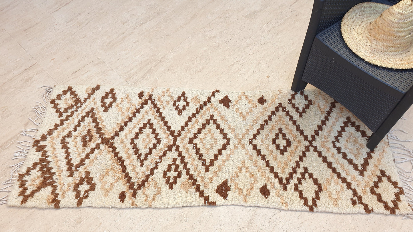 50% OFF CLOSING SALE Vintage Moroccan Rug 2.4x6.4  Gorgeous offwhite Beige rug |  geometric beige brown azilal  rug boujaad rug | entr