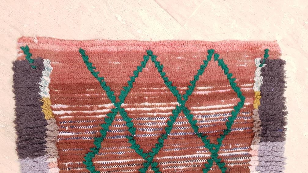 Vintage Moroccan rug 2.9x5.9 Stunning Unique Boujaad rug |  Unique Vintage Boujad Rug | Artistic bedroom Berber rug