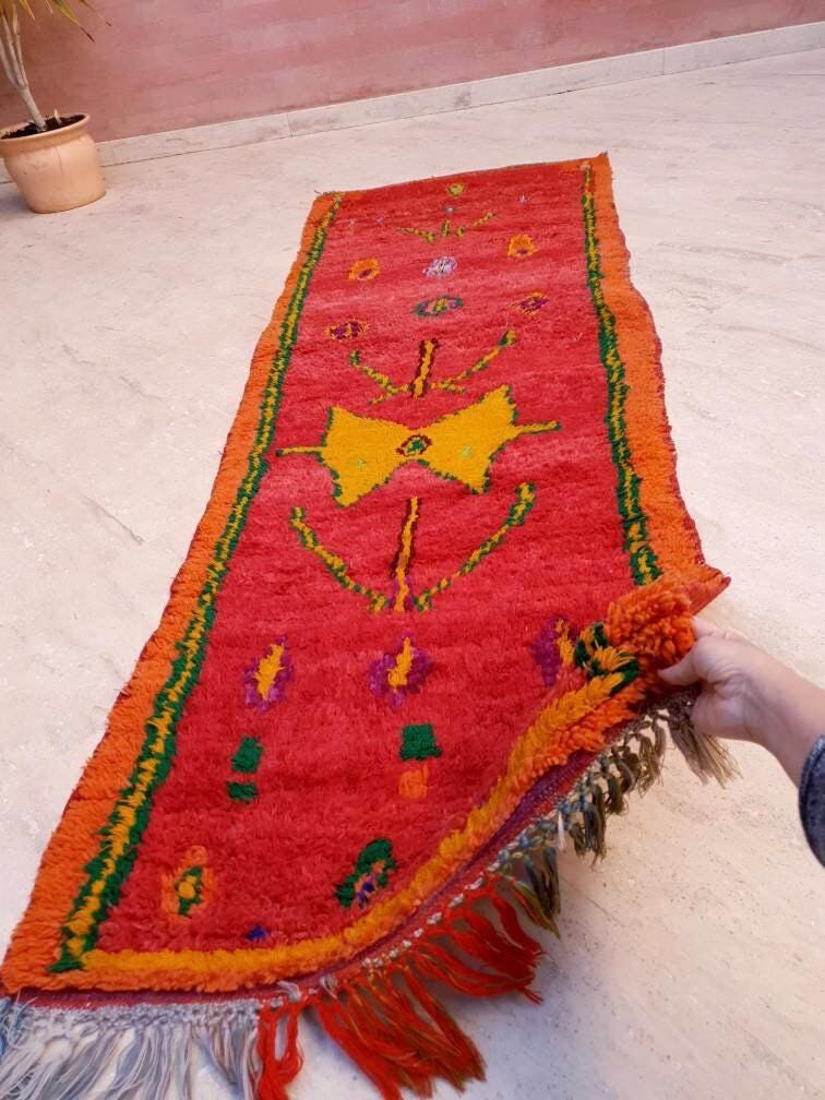 Vintage Moroccan Rug 2.6x8 Gorgeous Abstract Runner Rug, Unique Red Berber boujaad rug bedroom rug, living room rug be