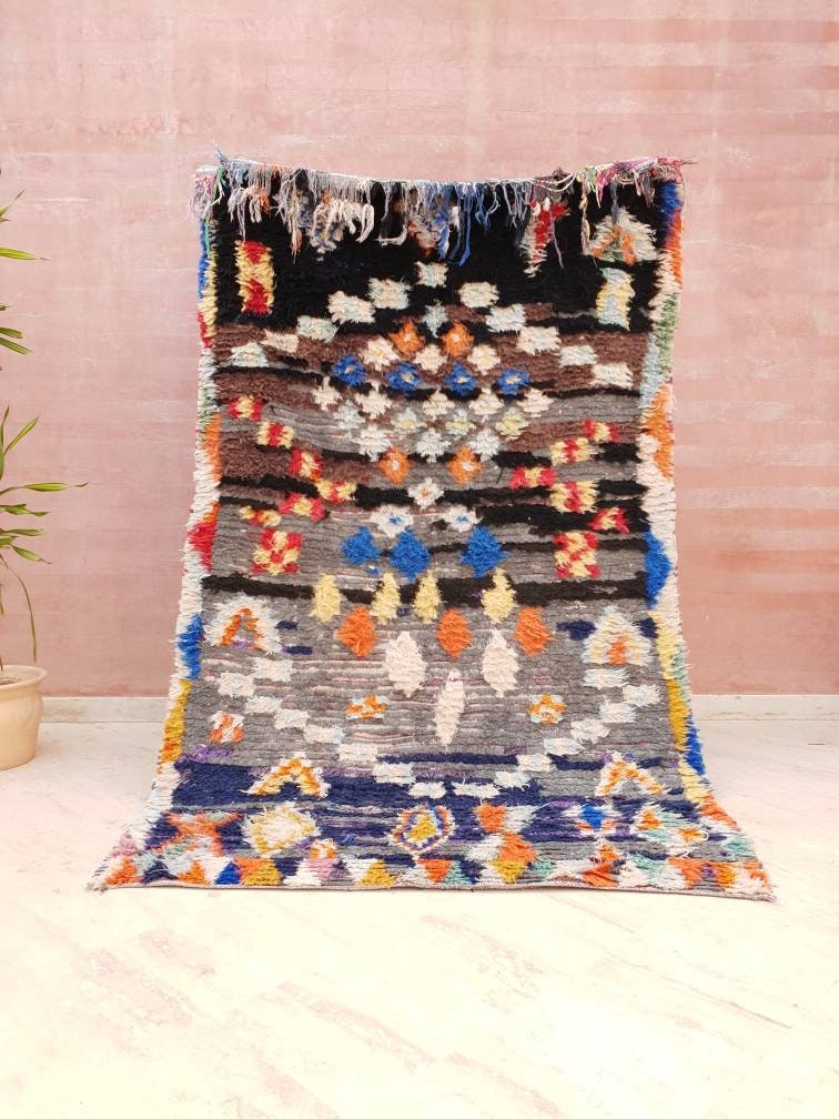 Vintage Moroccan Rug 3.5x7.5 Stunning Vintage Boujaad Rug, Berber Artistic Rug, bedroom rug, bedside rug, artistic rug