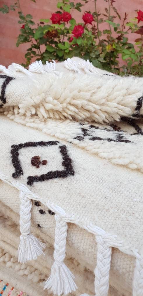 Moroccan Rug, fine unique Berber wool rug 3x5 , bedroom rug living room rug nursery rug beni ourain rug bedside rug handmade rug