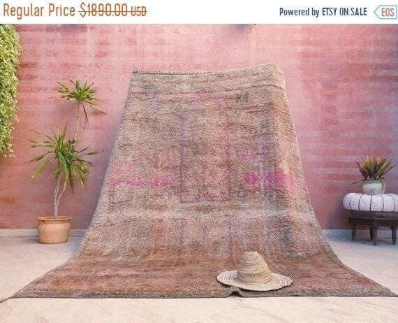 Precious Vintage Moroccan Rug | 6.9x9 Beige Pink Boujaad tribal rug | Unique Boujad Rug |   Beni Mguild Rug