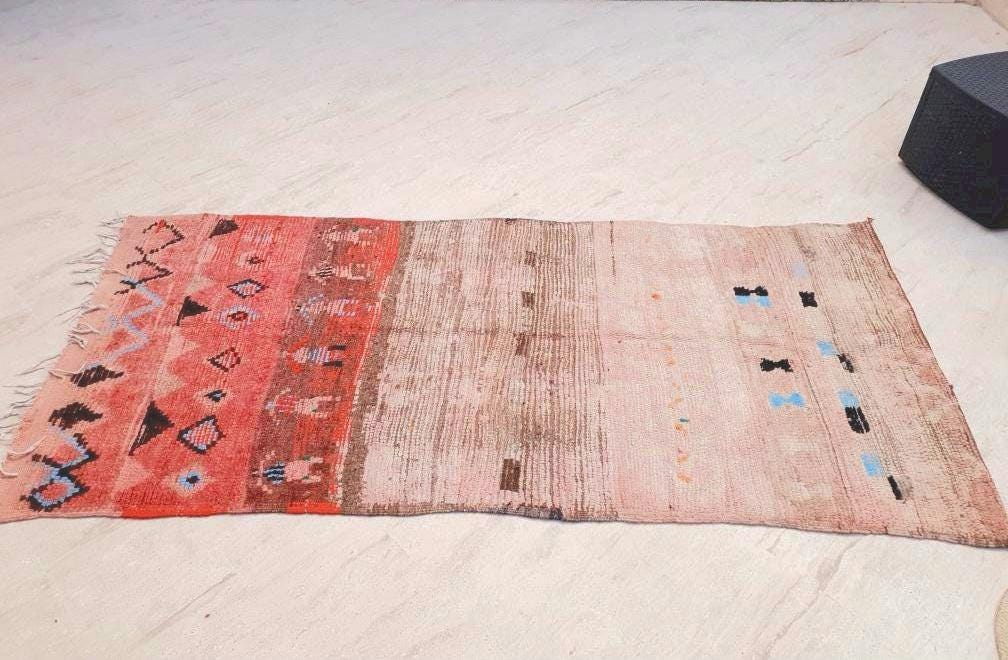 Vintage Moroccan rug 4x8.4 Unique boujaad rug "6 People" Blush pink Antique beige Boujad rug, Unique bohemian bedroom rug morocco rug