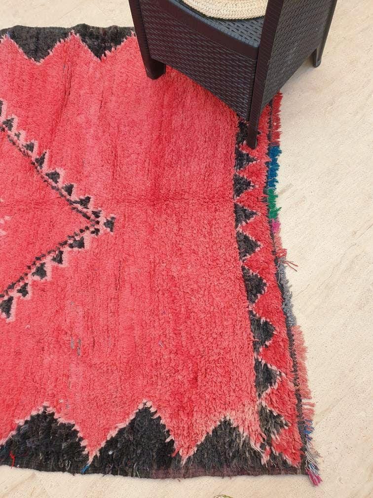 Vintage Moroccan Rug 5.6x10.5 Stunning Red boujaad rug boujad rug unique rug living room rug
