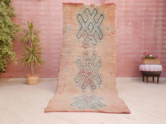 Gorgeous Moroccan Rug 3.7x8.7 Unique beautiful blush Vintage Boujaad rug, Artistic rug, Hallway rug, Unique colorful rug