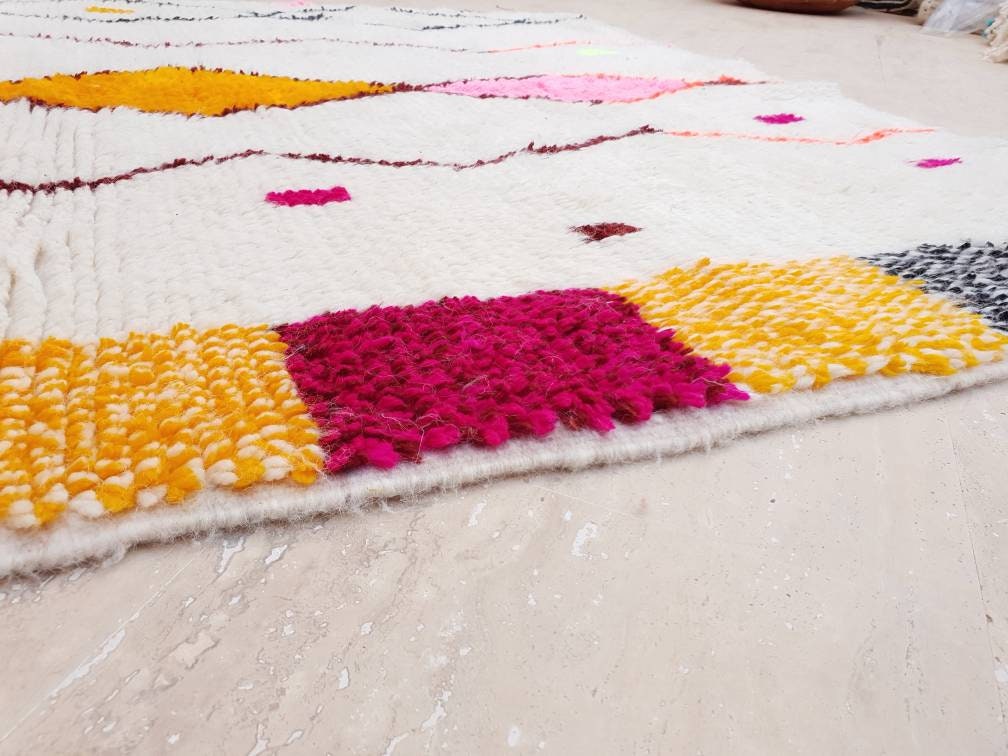 Fine Moroccan rug 5.5x8 original Artist rug, fine Azilal rug Zayania designer rug berber colorful rug  bedroom rug