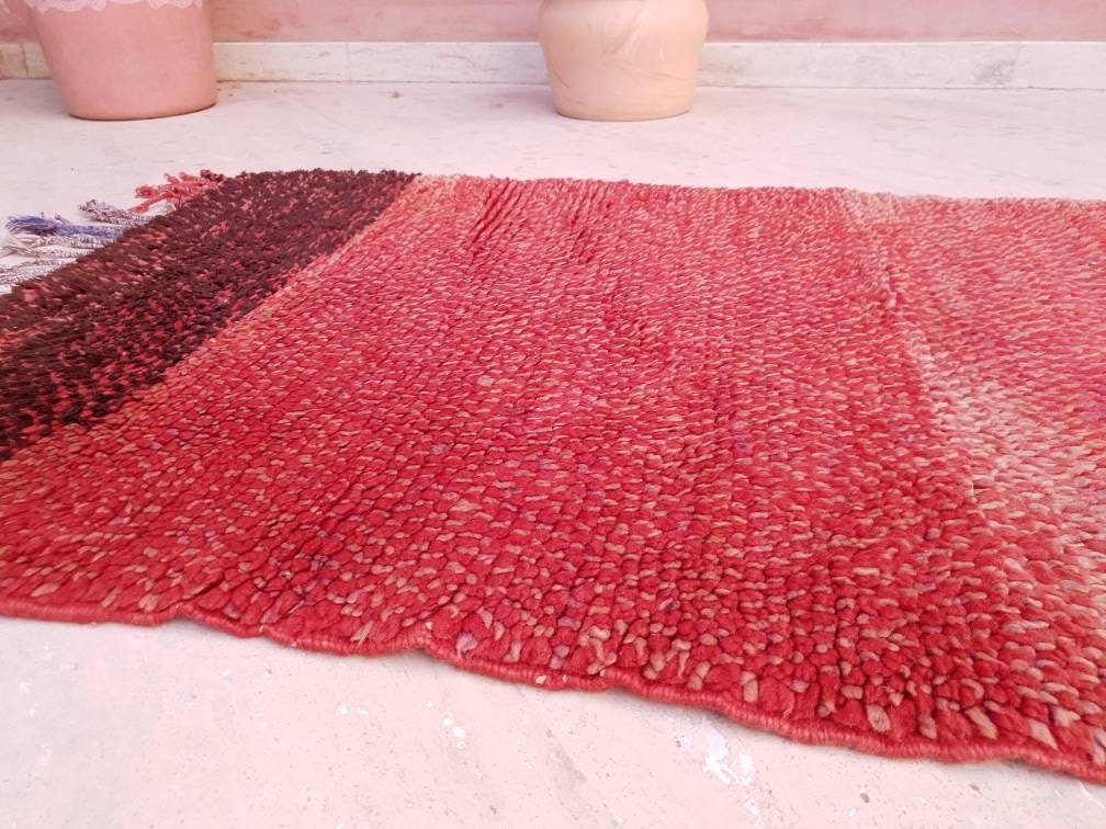 Vintage Moroccan Rug 2.8x5.1 Gorgeous Unique Red Boujaad Rug, Maroon Boujad Rug, Bedroom rug, minimal Muted red rug