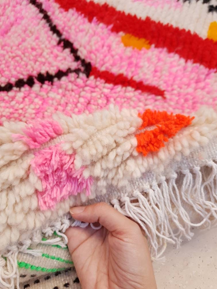 Fine Moroccan rug, 3.5x5.1 original Artist rug Azilal rug Designer rug berber colorful rug bedroom rug l