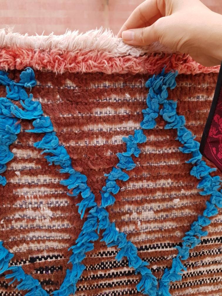 Vintage Moroccan rug 2.9x5.9 Stunning Unique Boujaad rug |  Unique Vintage Boujad Rug | Artistic bedroom Berber rug