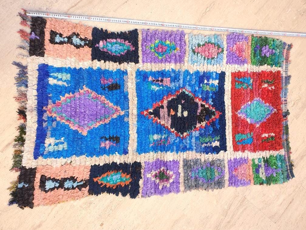 Vintage Moroccan Rug  Super Pretty Runner Rug 3.1x5.1 Boujaad Rug  | Antique Berber Boucherouite Rug  Vintage Accent Rug, Entry way Rug