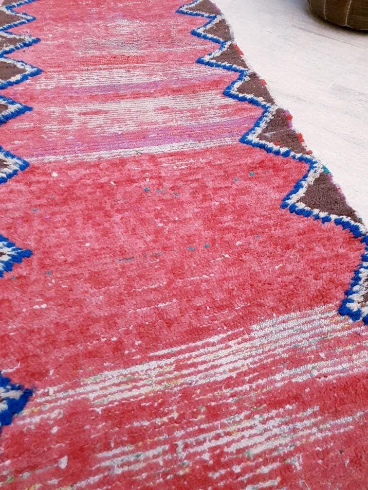 50% OFF CLOSING SALE Vintage Moroccan Rug 2.9x7.2 blush red Boujaad rug Unique runner Rug, bedroom rug, living room rug pink accent rug