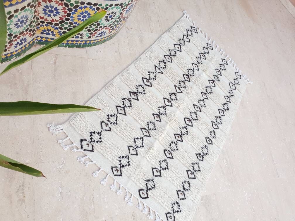 Moroccan Rug, fine unique Berber wool rug 3x5 , bedroom rug living room rug nursery rug beni ourain rug bedside rug handmade rug