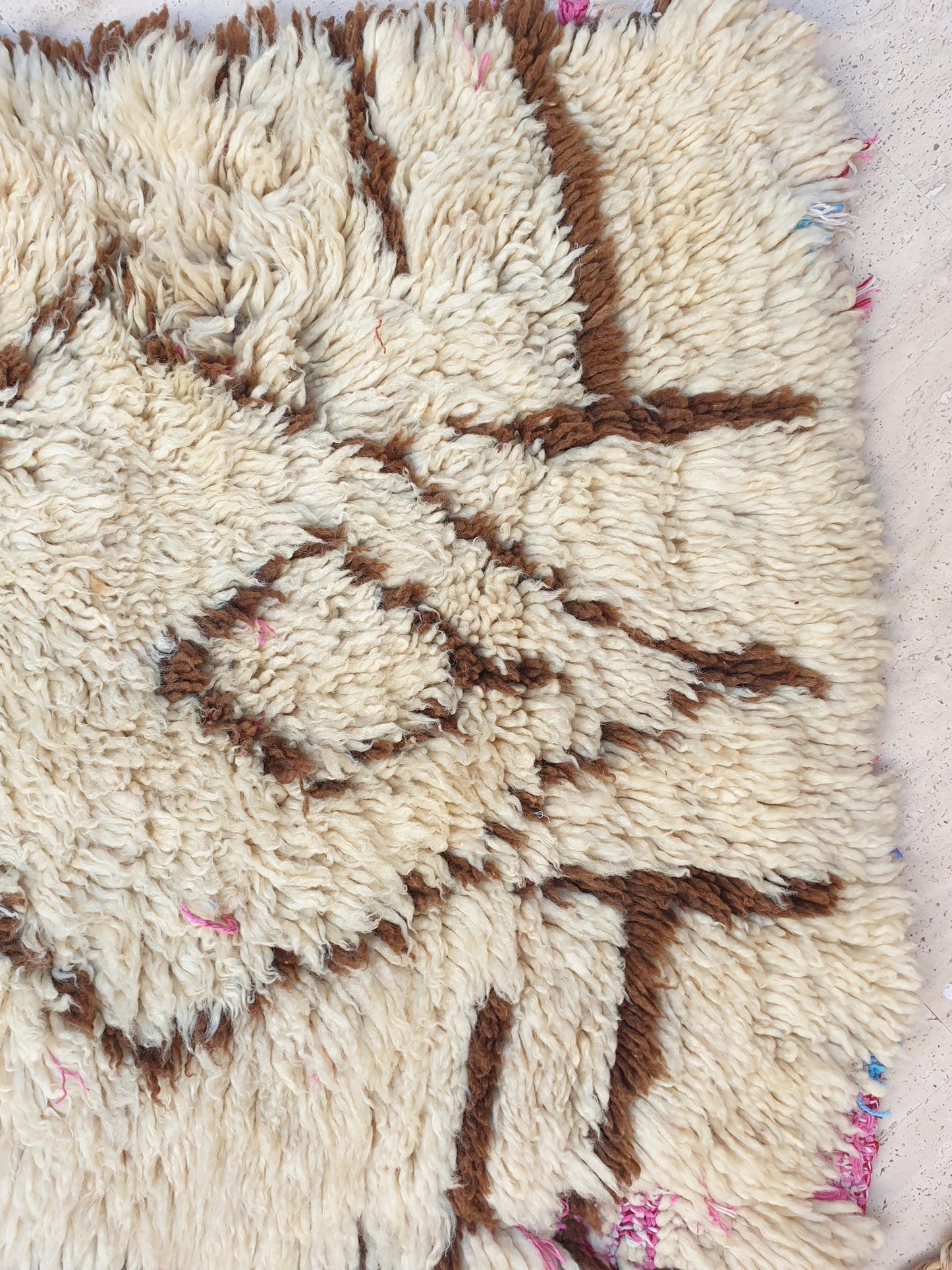 Vintage Moroccan rug 2.2x5 Gorgeous offwhite Beige  rug | Unique Authentic vintage azilal  rug boujaad rug