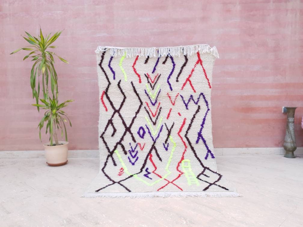 Fine Moroccan rug, fluffy rug Genuine Berber Azilal rug, bedside rug, nursery rug kids rug, bedroom rug living room rug wool bedside rug