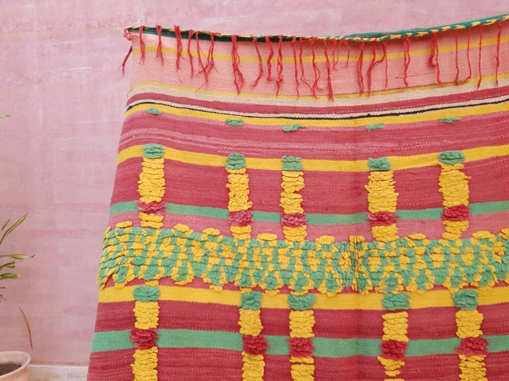 Vintage Moroccan Rug, kilim Rug, beautiful Unique muted morrocan rug Green Yellow Muted Red woven wool flatweave rug boujaad rug bedroom rug