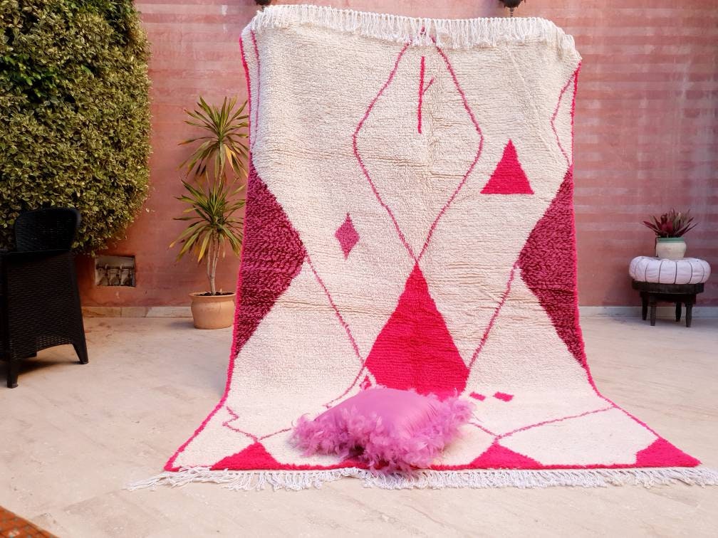 50% CLEARANCE SALE Fine Moroccan Rug 5.5x8.5 Super Pretty Soft Azilal Rug By Me, nursery rug Fushia Hot pink Rug bedroom beni ourain rug
