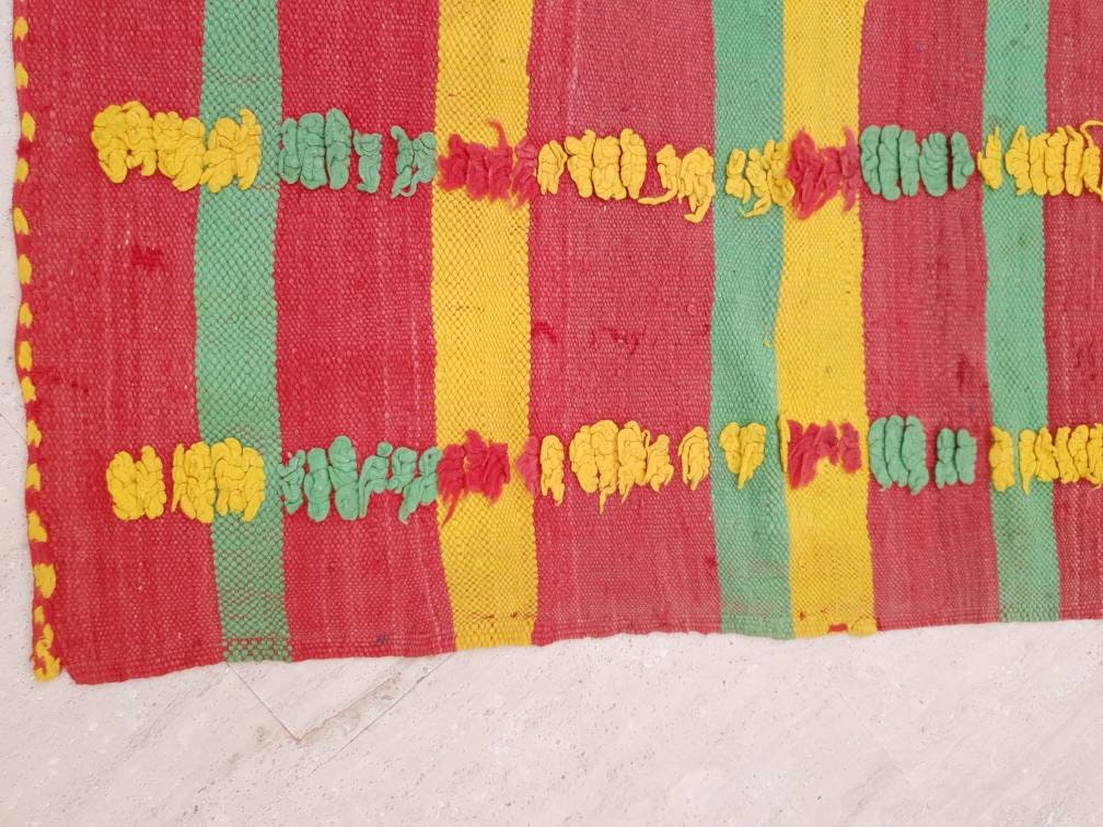 Vintage Moroccan Rug, kilim Rug, beautiful Unique muted morrocan rug Green Yellow Muted Red woven wool flatweave rug boujaad rug bedroom rug